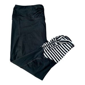 Victoria's Secret VSX Sport Black and White Capris Leggings with Stripes, Size L
